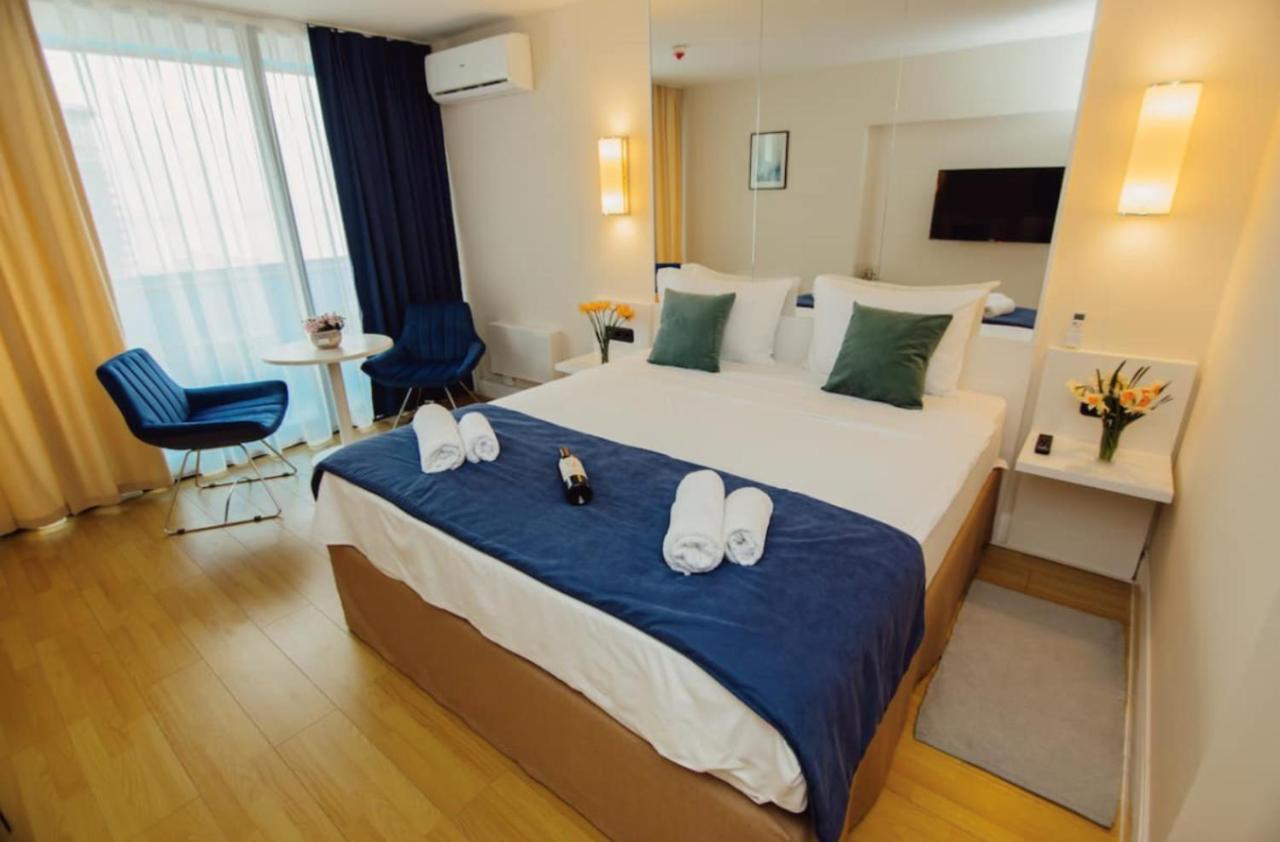 Sea Side Aparthotel In Orbi Complex Batumi Exterior photo